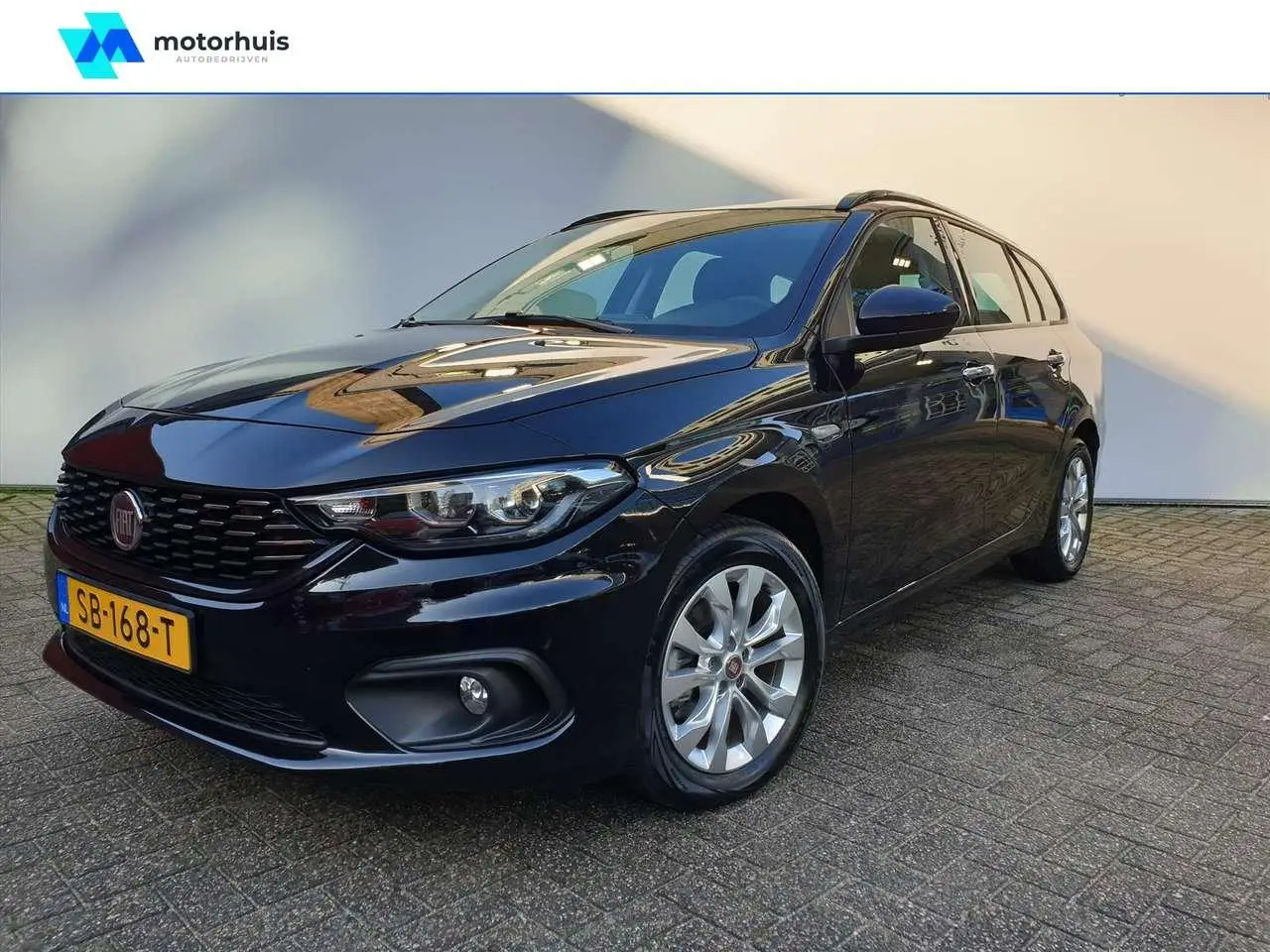 Photo 1 : Fiat Tipo 2018 Petrol