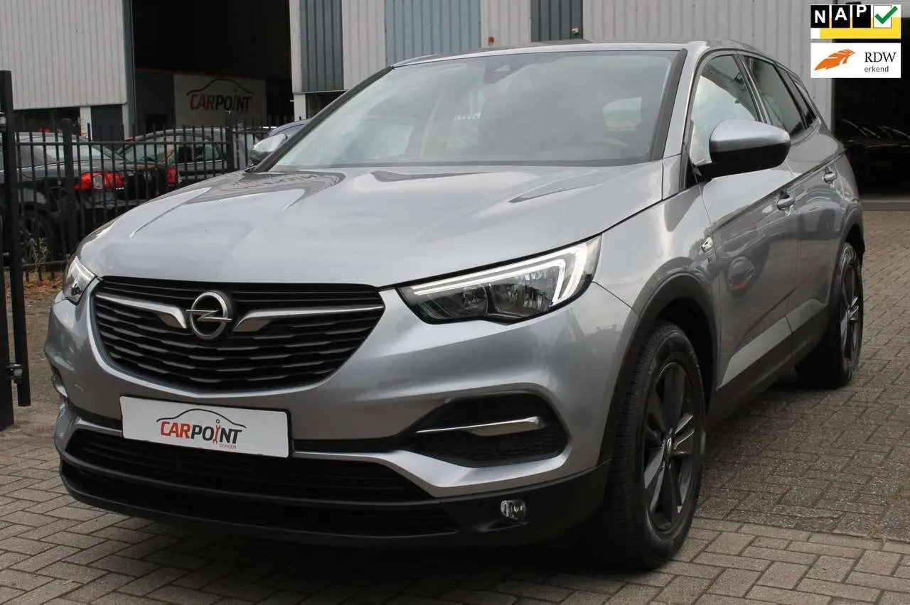 Photo 1 : Opel Grandland 2019 Essence