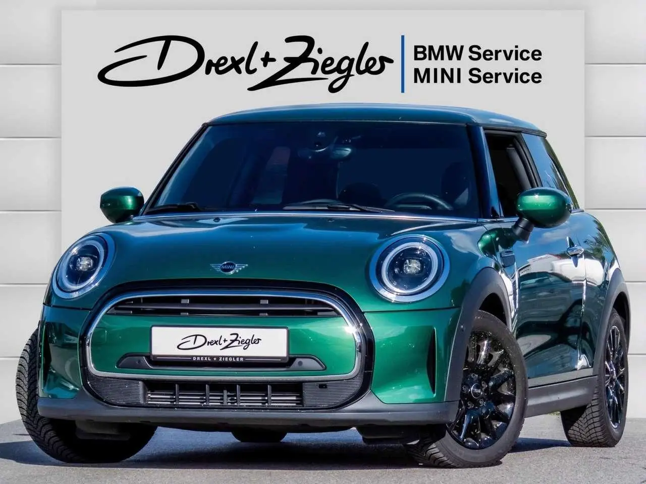 Photo 1 : Mini Cooper 2024 Petrol