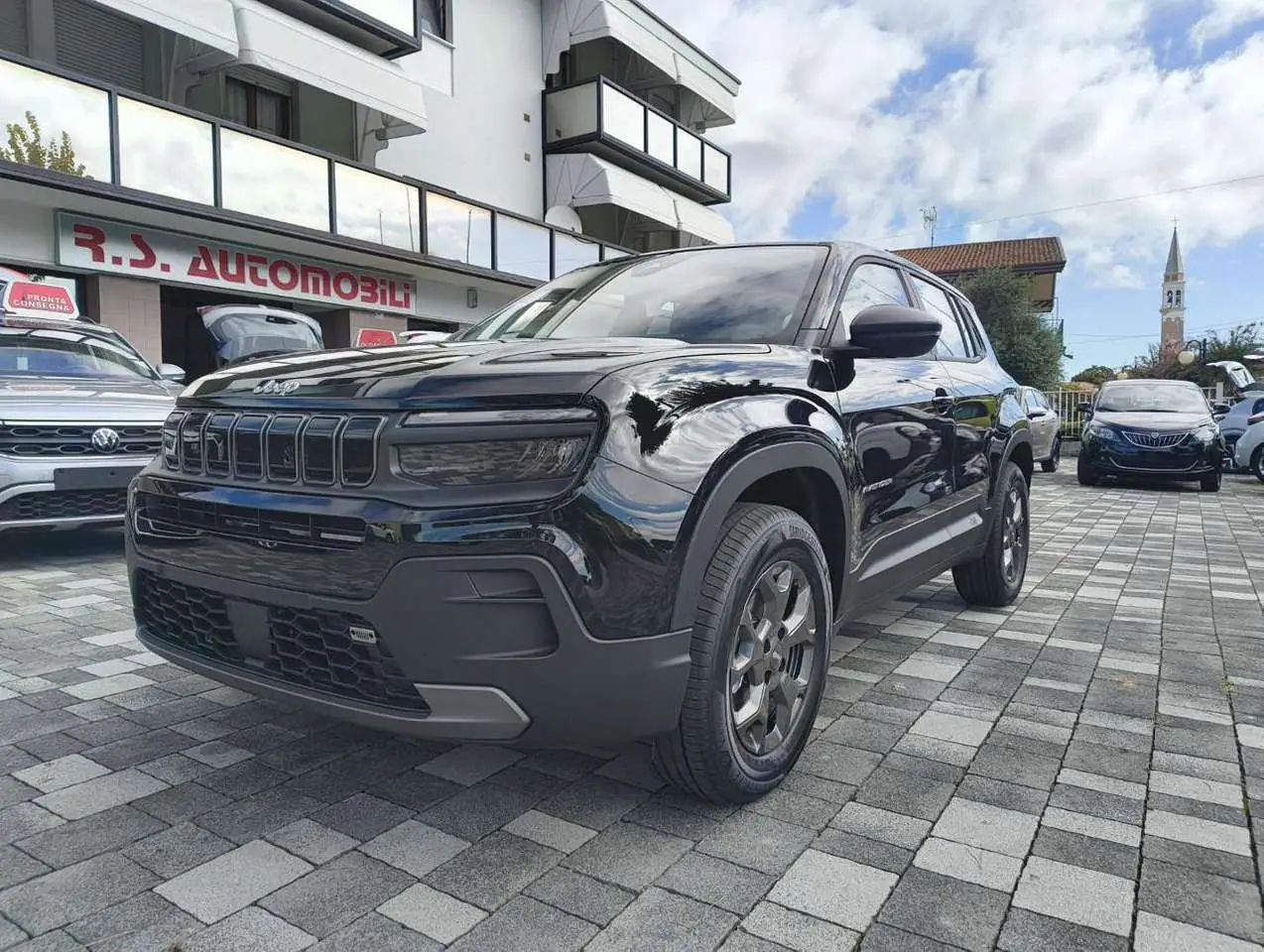 Photo 1 : Jeep Avenger 2024 Petrol