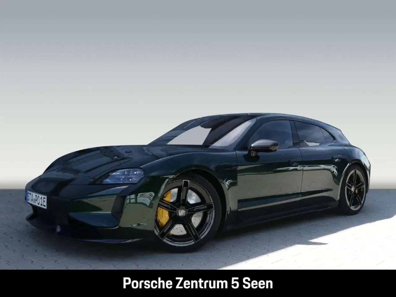 Photo 1 : Porsche Taycan 2024 Electric