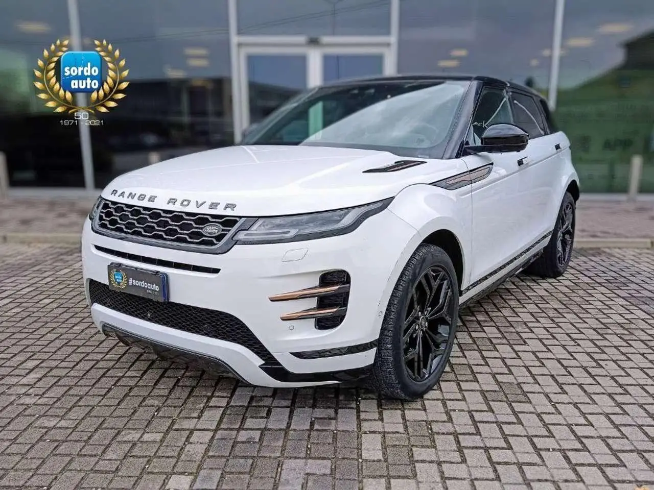 Photo 1 : Land Rover Range Rover Evoque 2020 Hybrid