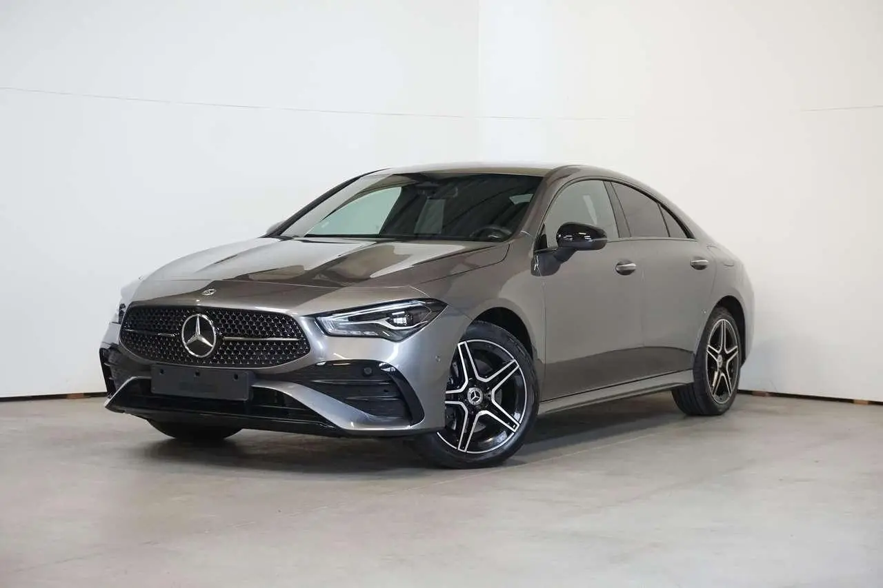 Photo 1 : Mercedes-benz Classe Cla 2023 Hybride