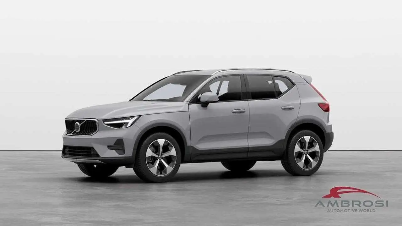 Photo 1 : Volvo Xc40 2024 Hybride