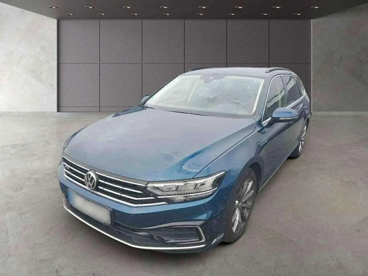 Photo 1 : Volkswagen Passat 2020 Hybride