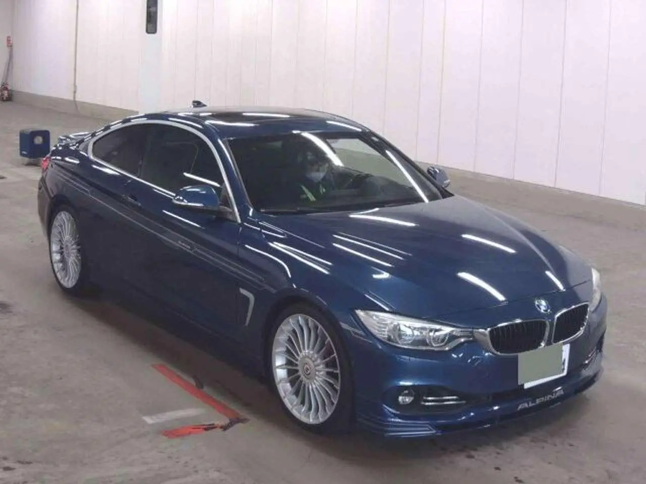 Photo 1 : Alpina B4 2015 Essence