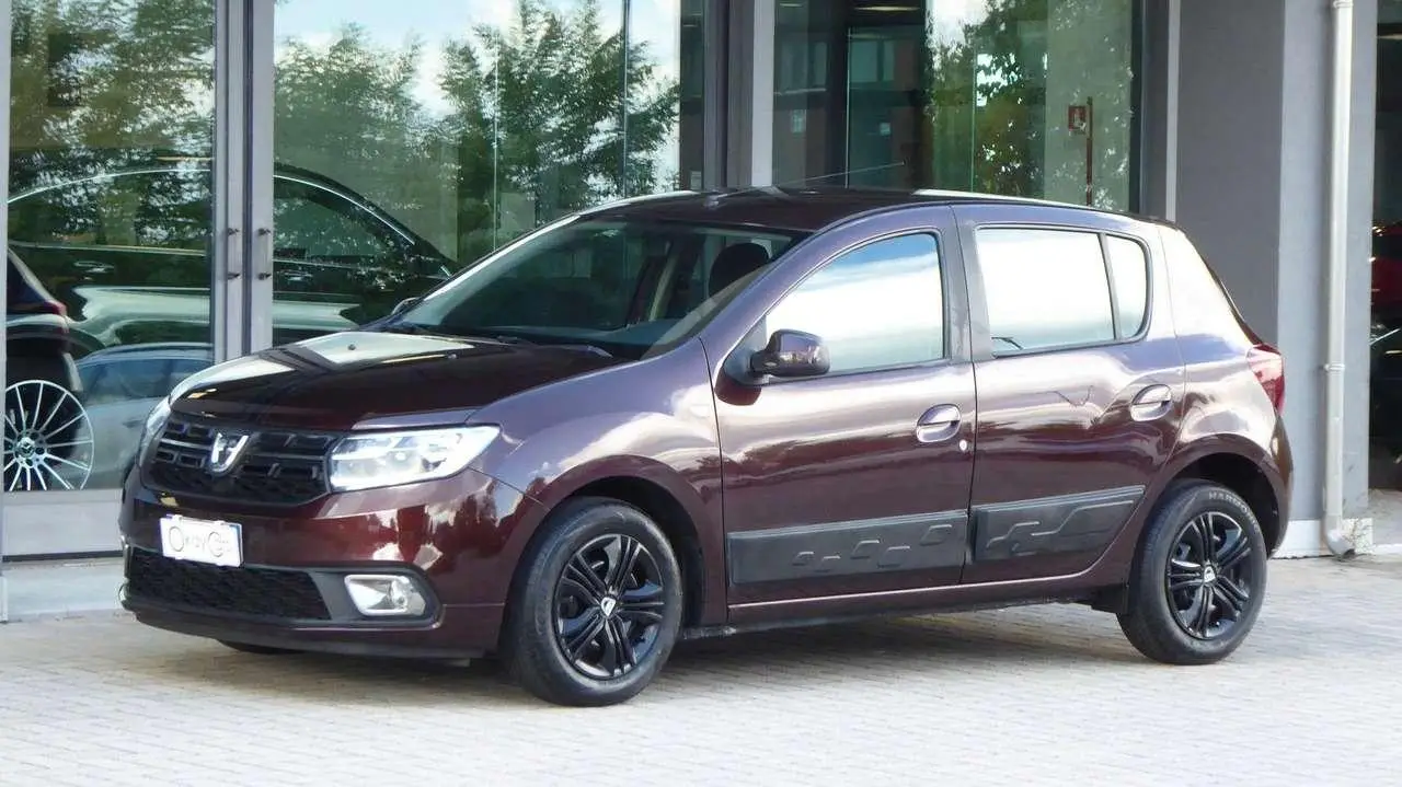 Photo 1 : Dacia Sandero 2017 LPG