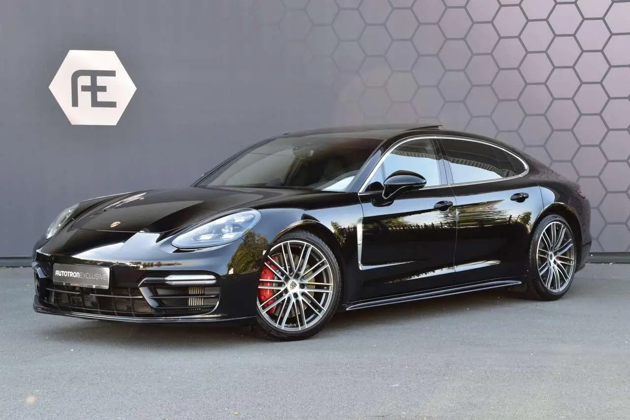 Photo 1 : Porsche Panamera 2019 Essence