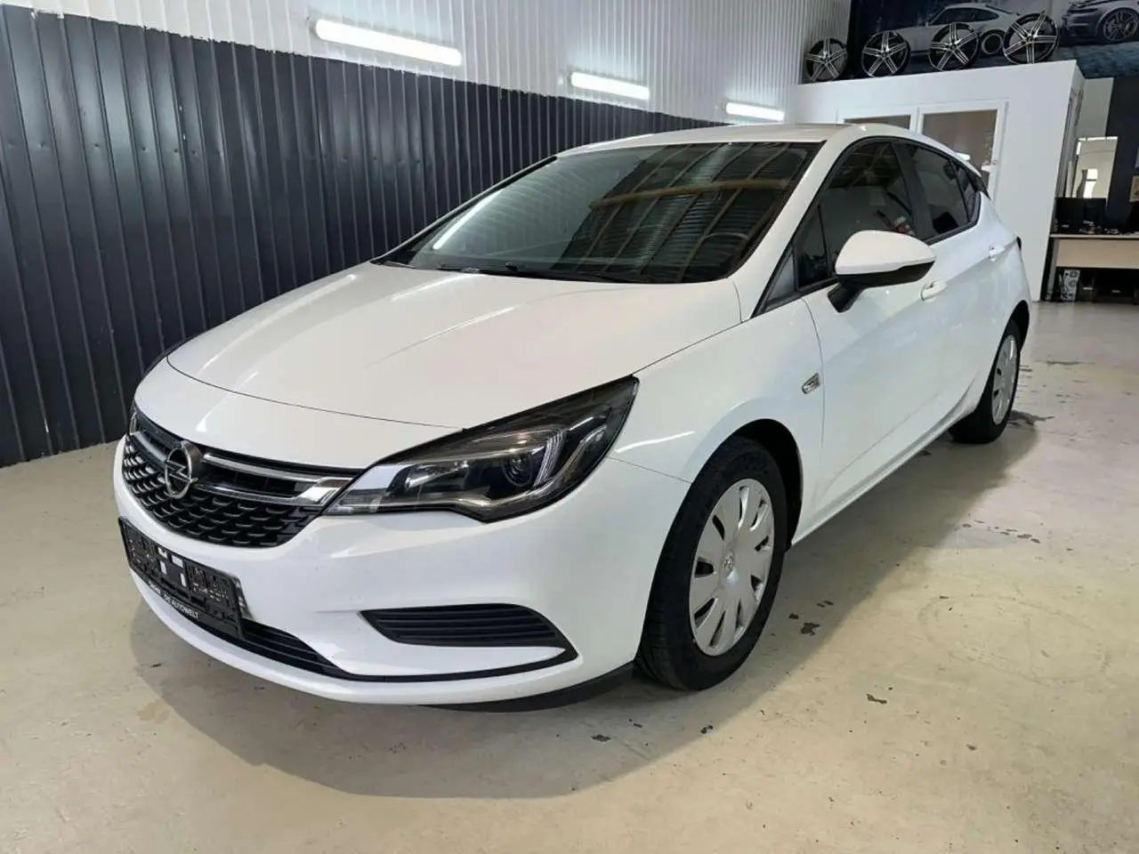 Photo 1 : Opel Astra 2019 Diesel