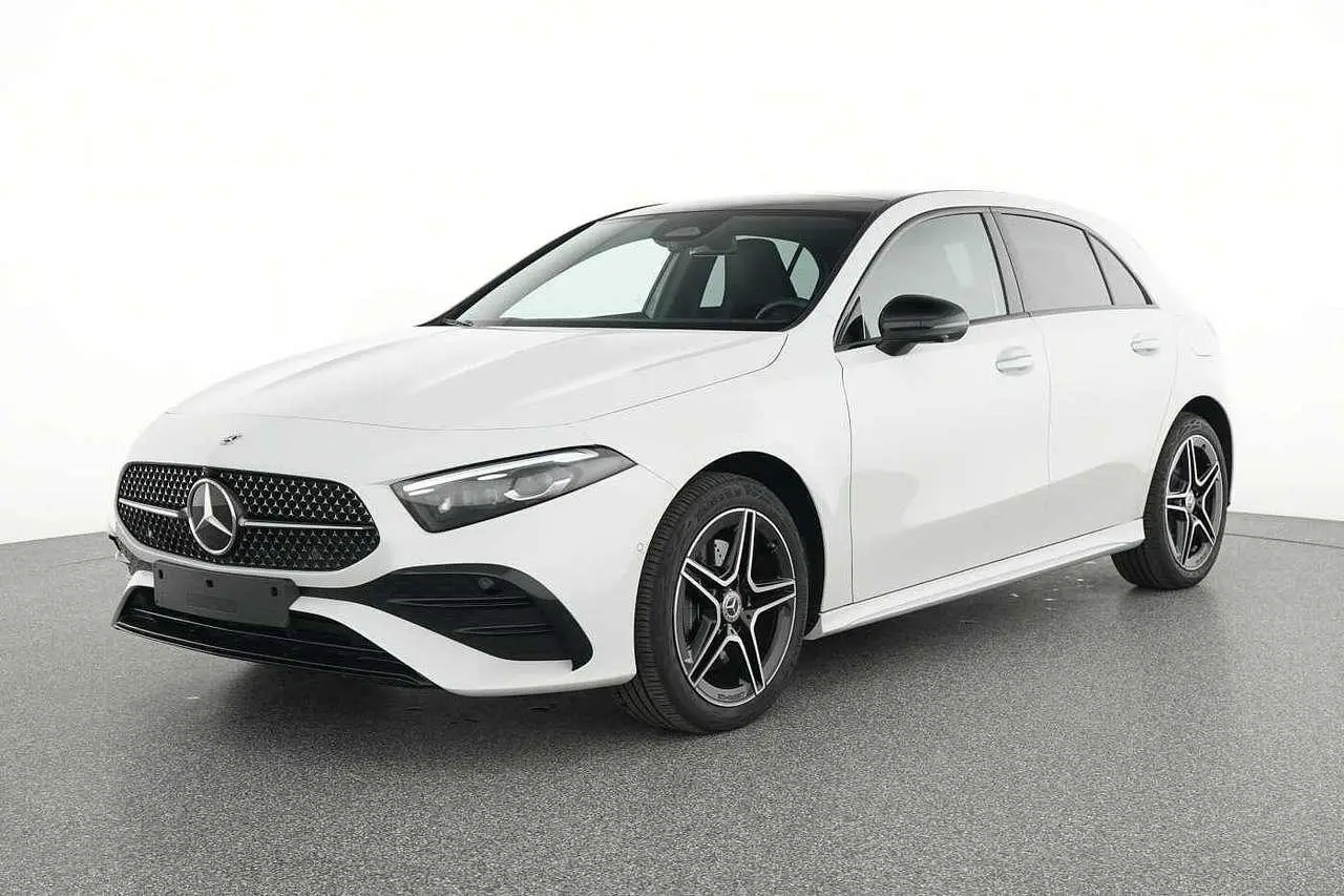 Photo 1 : Mercedes-benz Classe A 2023 Hybride