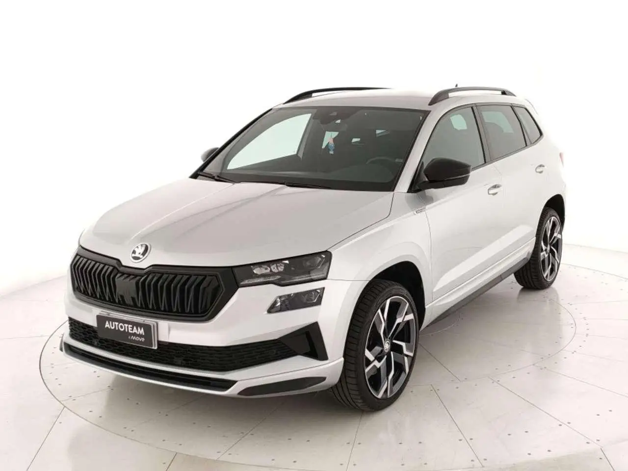 Photo 1 : Skoda Karoq 2022 Petrol