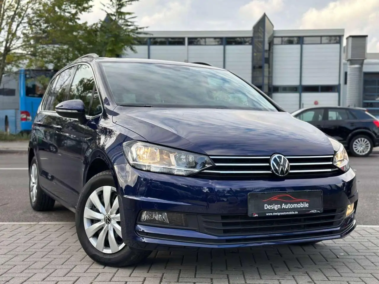 Photo 1 : Volkswagen Touran 2021 Petrol