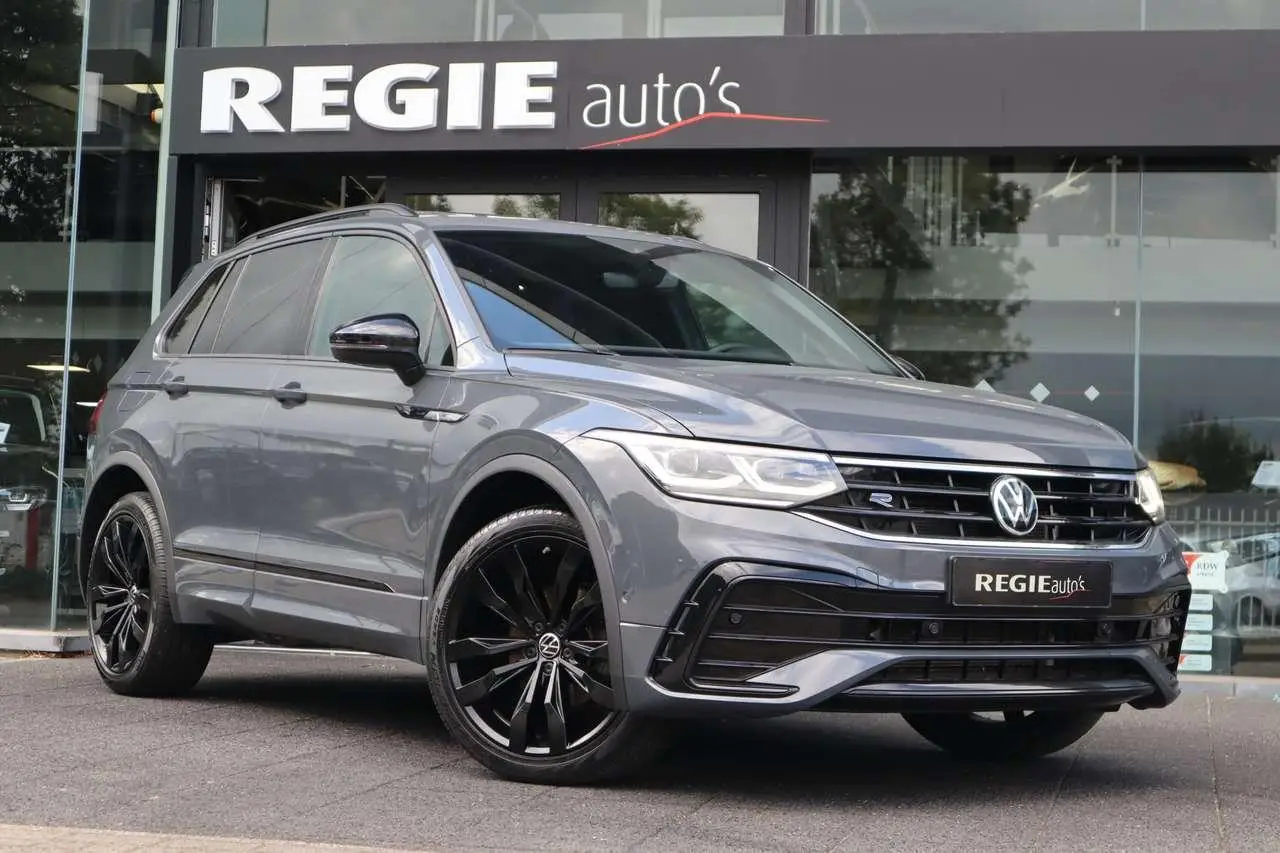 Photo 1 : Volkswagen Tiguan 2021 Essence