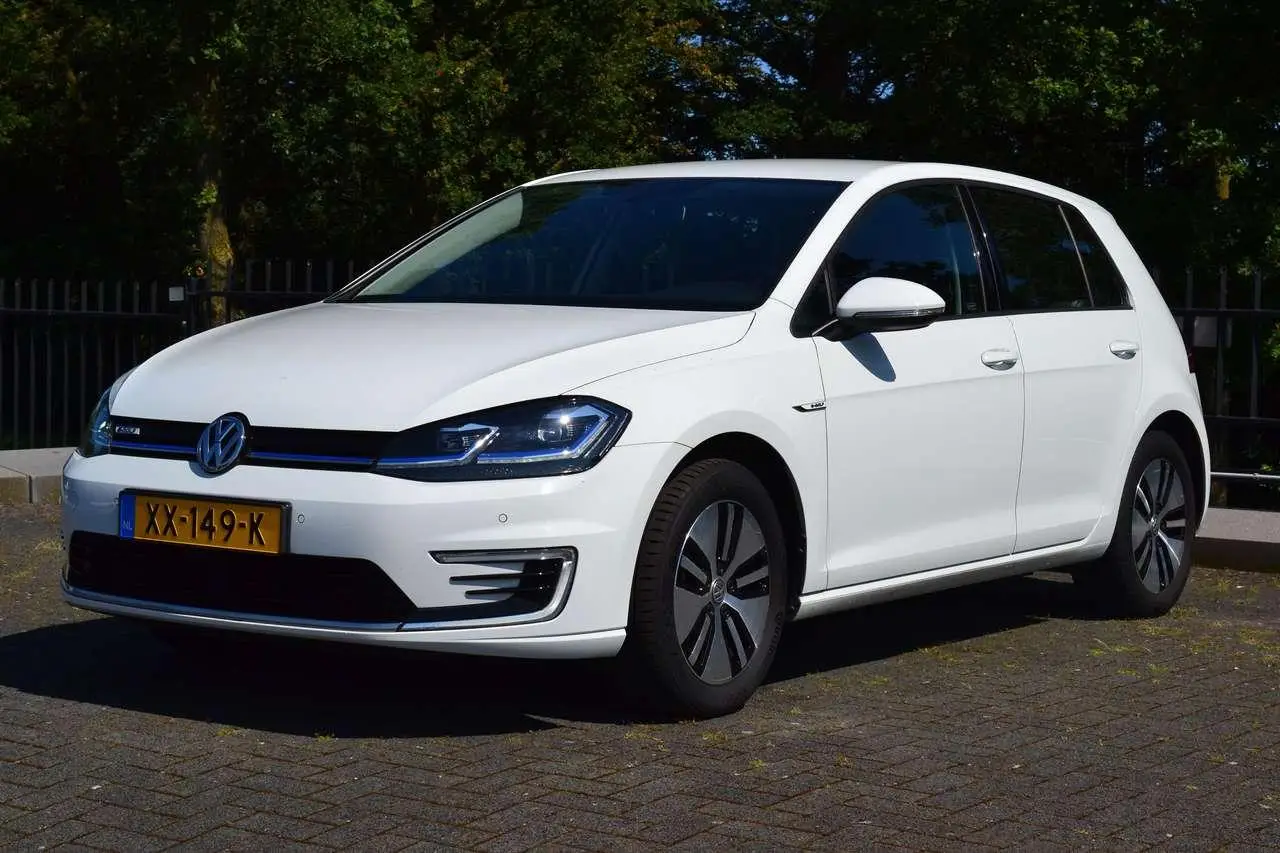 Photo 1 : Volkswagen Golf 2019 Electric