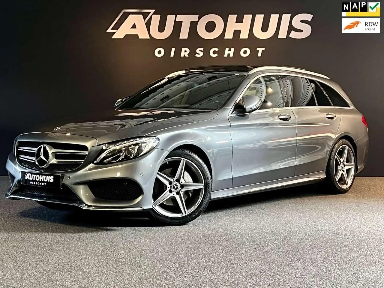 Photo 1 : Mercedes-benz Classe C 2017 Petrol