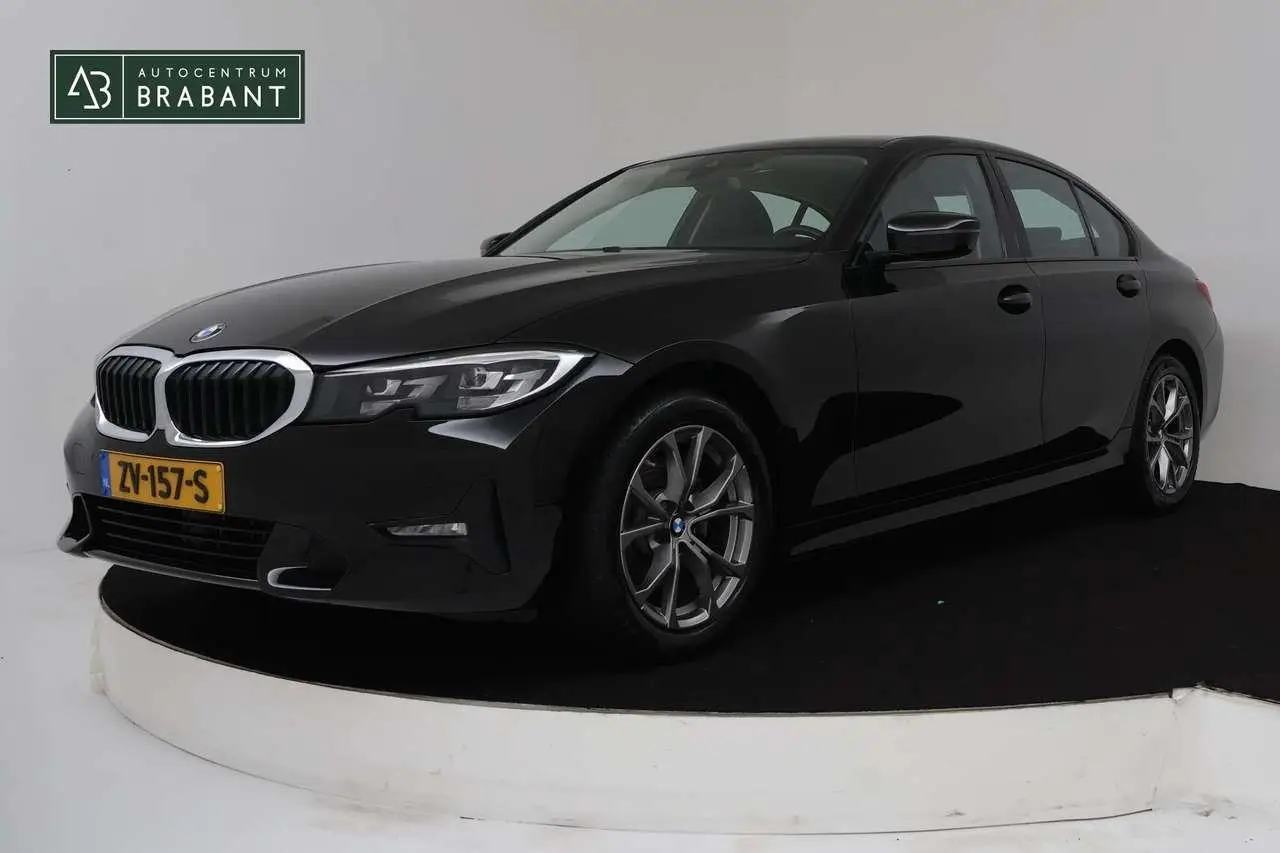 Photo 1 : Bmw Serie 3 2019 Petrol