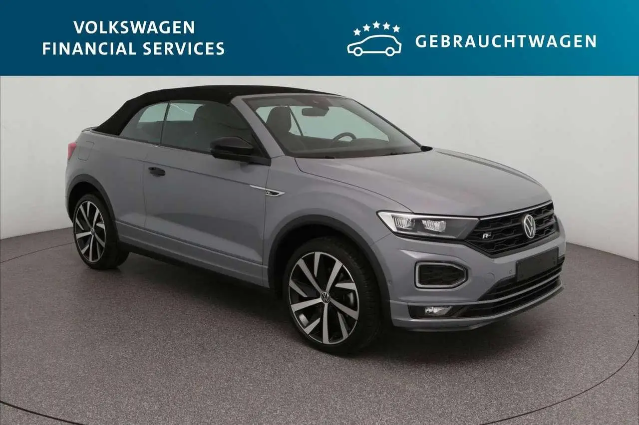 Photo 1 : Volkswagen T-roc 2021 Essence