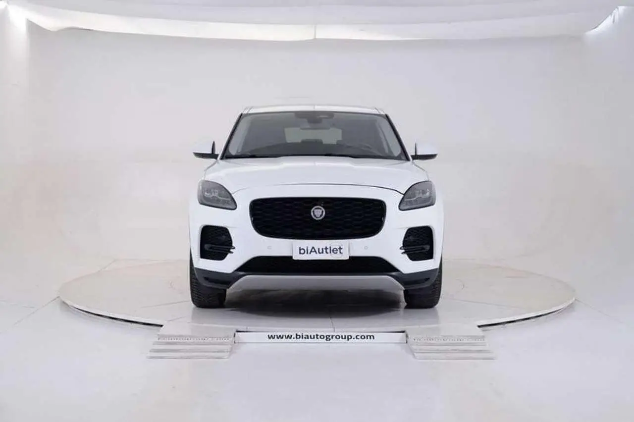 Photo 1 : Jaguar E-pace 2021 Hybrid