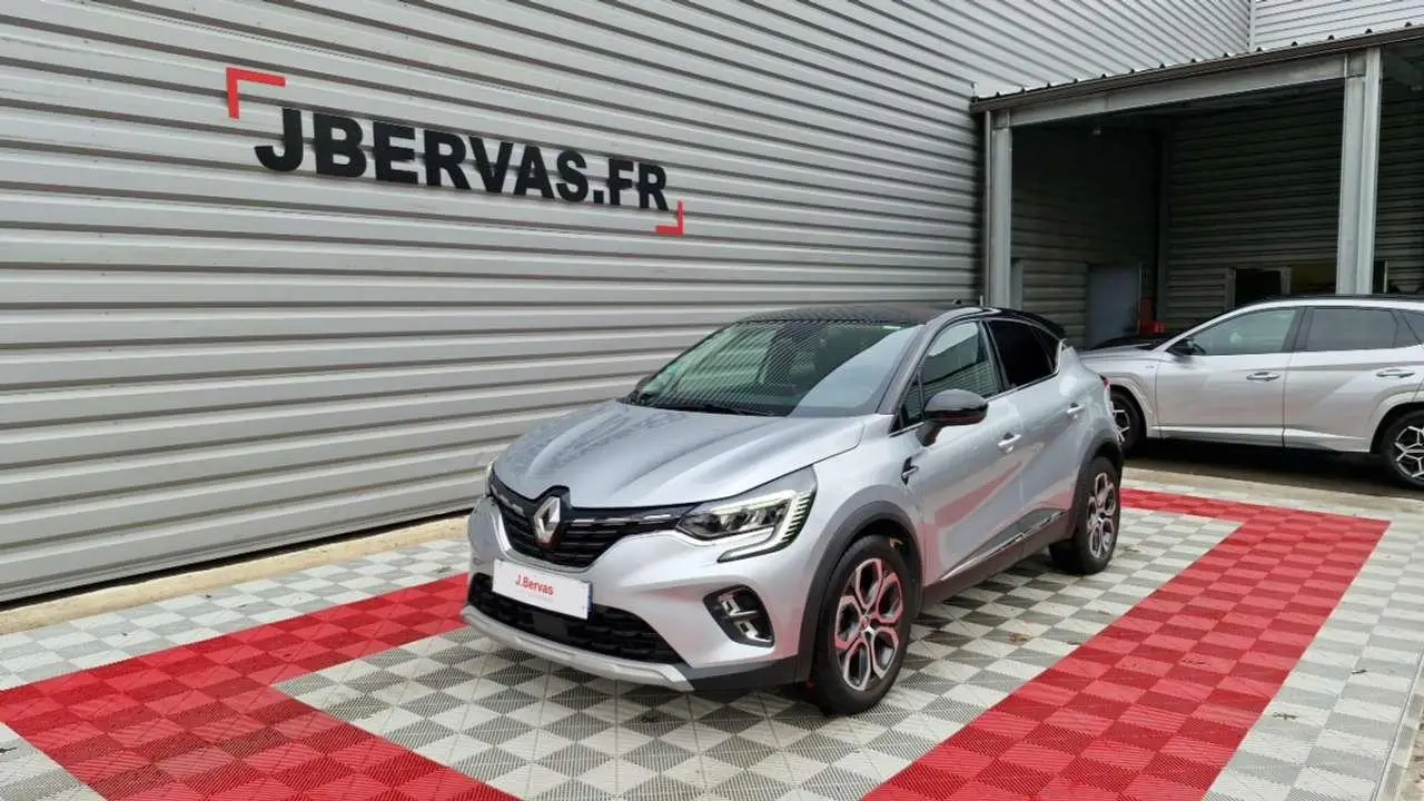 Photo 1 : Renault Captur 2022 Petrol