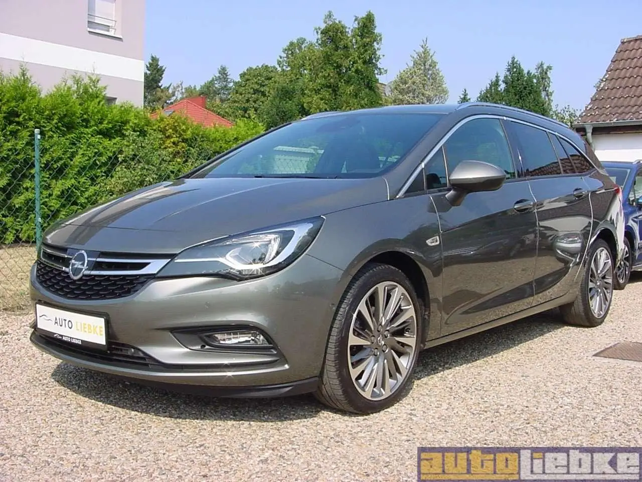 Photo 1 : Opel Astra 2017 Petrol