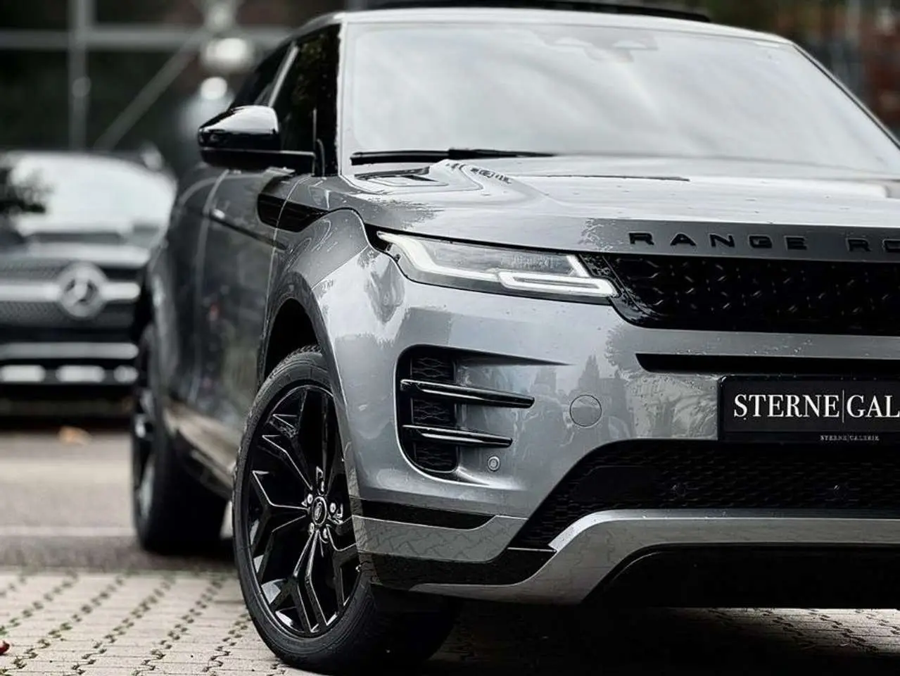 Photo 1 : Land Rover Range Rover Evoque 2023 Essence