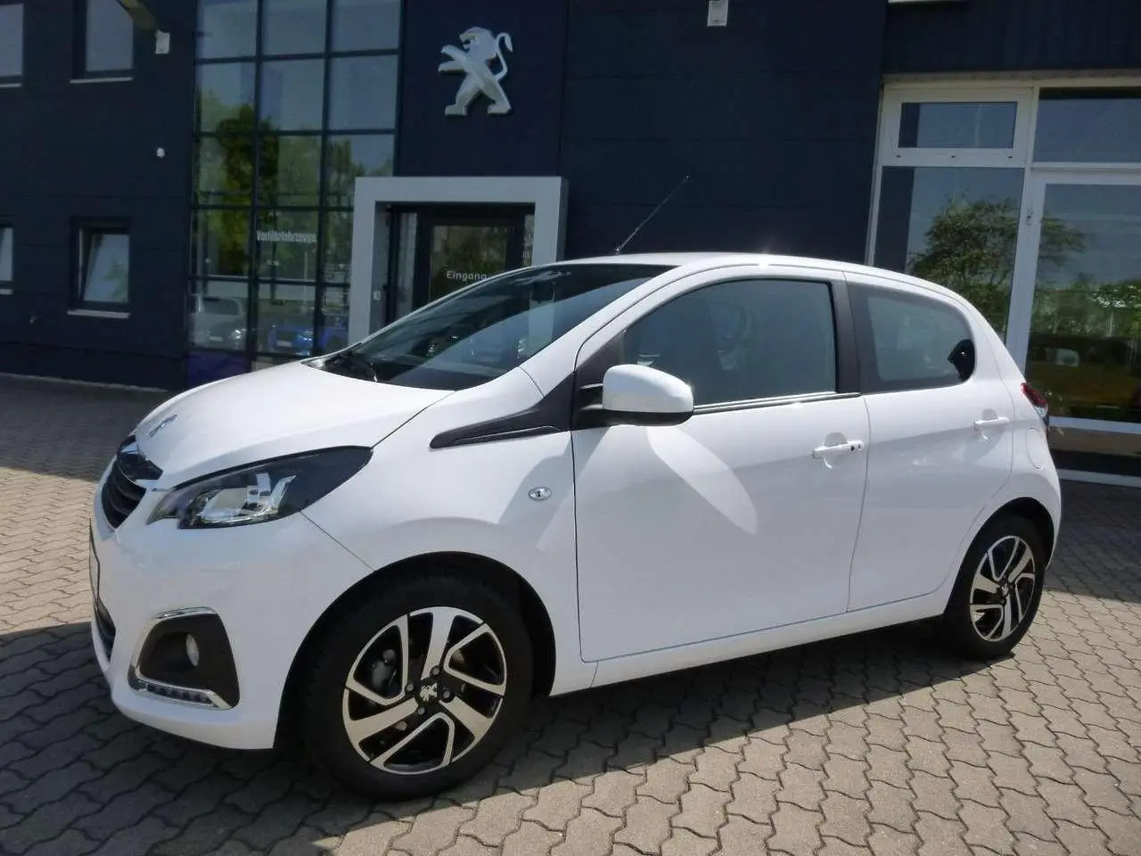 Photo 1 : Peugeot 108 2021 Petrol