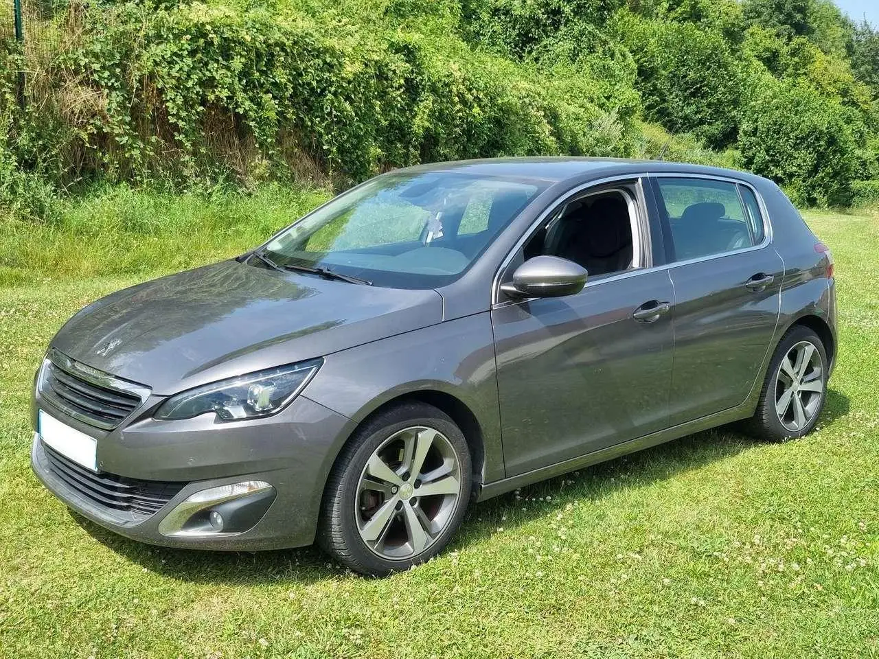 Photo 1 : Peugeot 308 2016 Essence