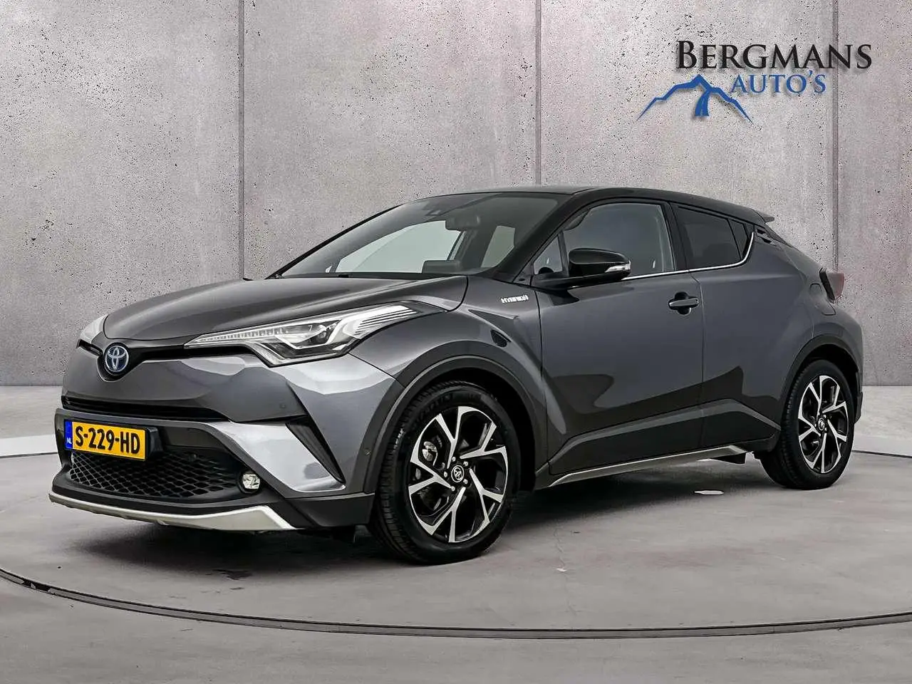 Photo 1 : Toyota C-hr 2018 Hybride