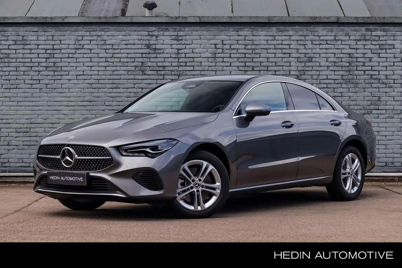 Photo 1 : Mercedes-benz Classe Cla 2024 Hybrid