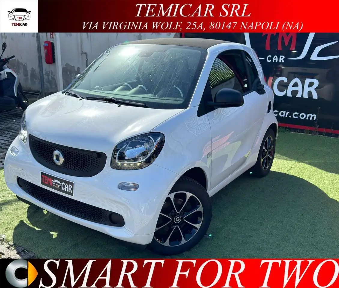 Photo 1 : Smart Fortwo 2019 Petrol