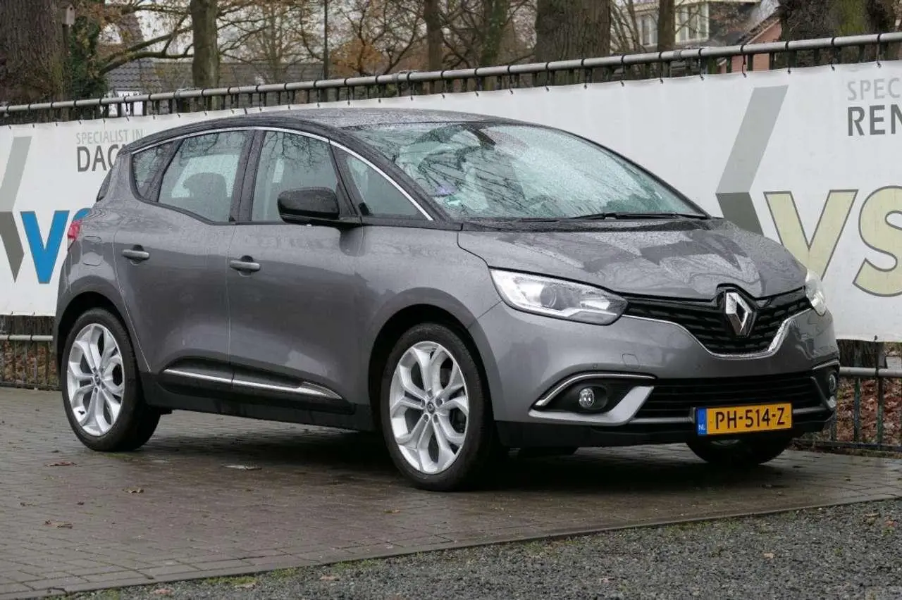 Photo 1 : Renault Scenic 2017 Petrol