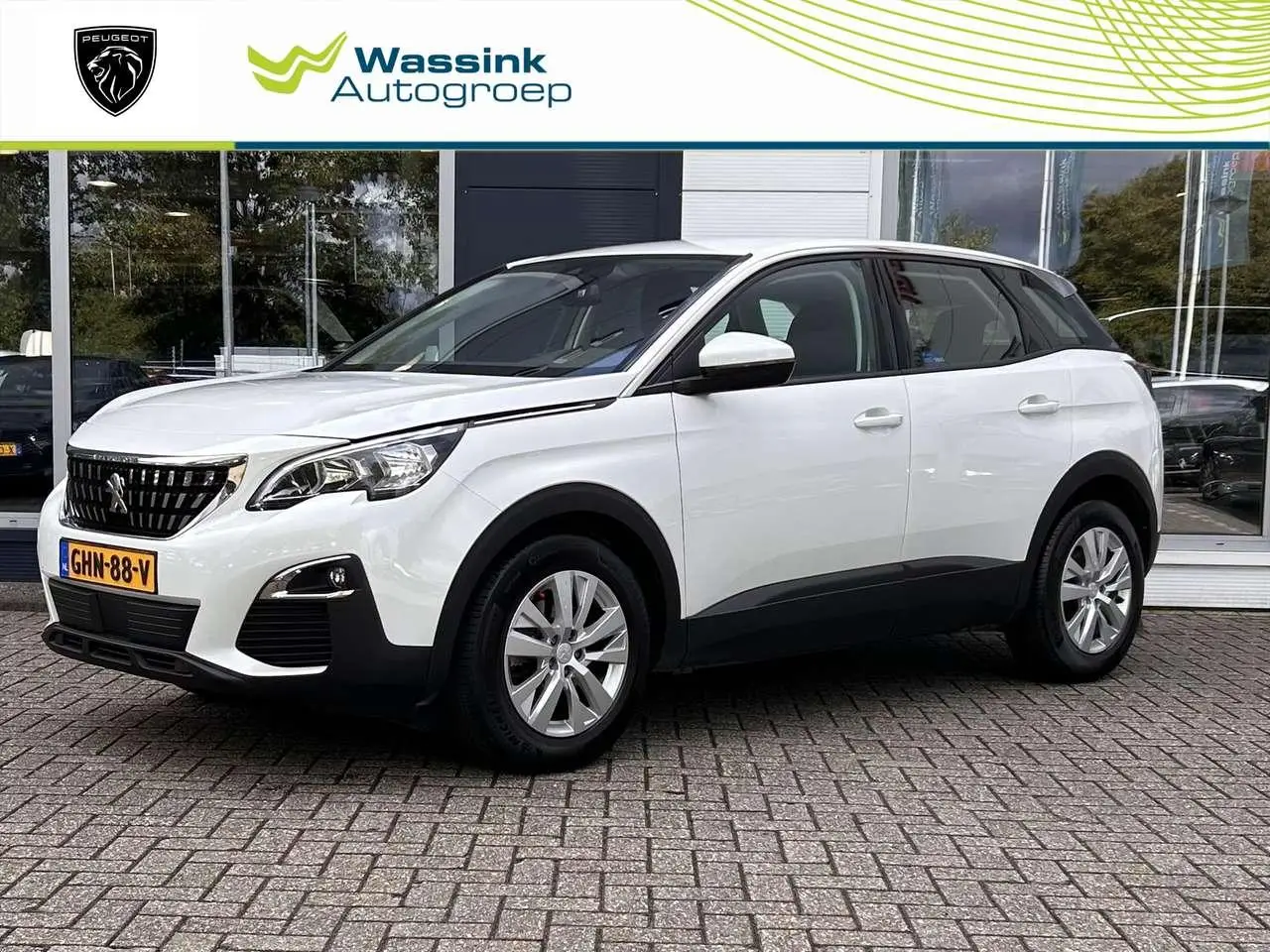 Photo 1 : Peugeot 3008 2021 Essence