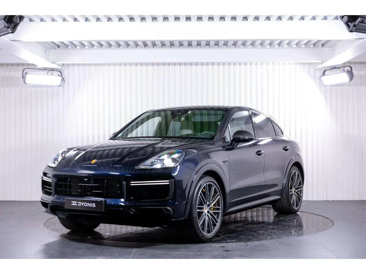 Photo 1 : Porsche Cayenne 2022 Hybrid