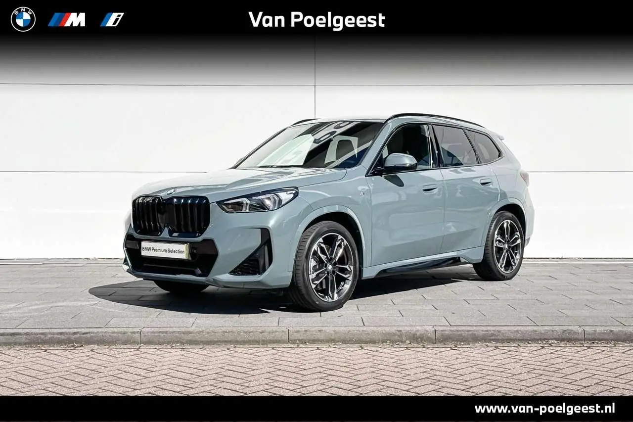 Photo 1 : Bmw X1 2023 Essence