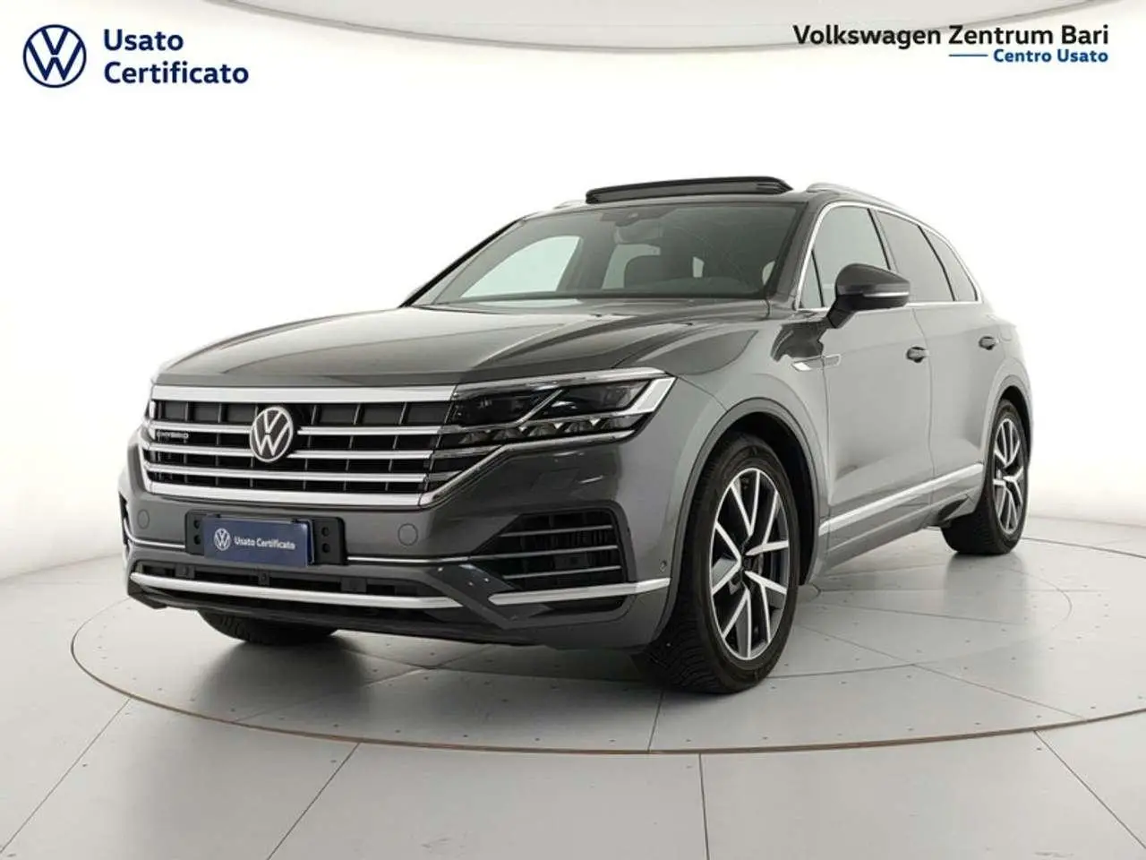 Photo 1 : Volkswagen Touareg 2021 Autres