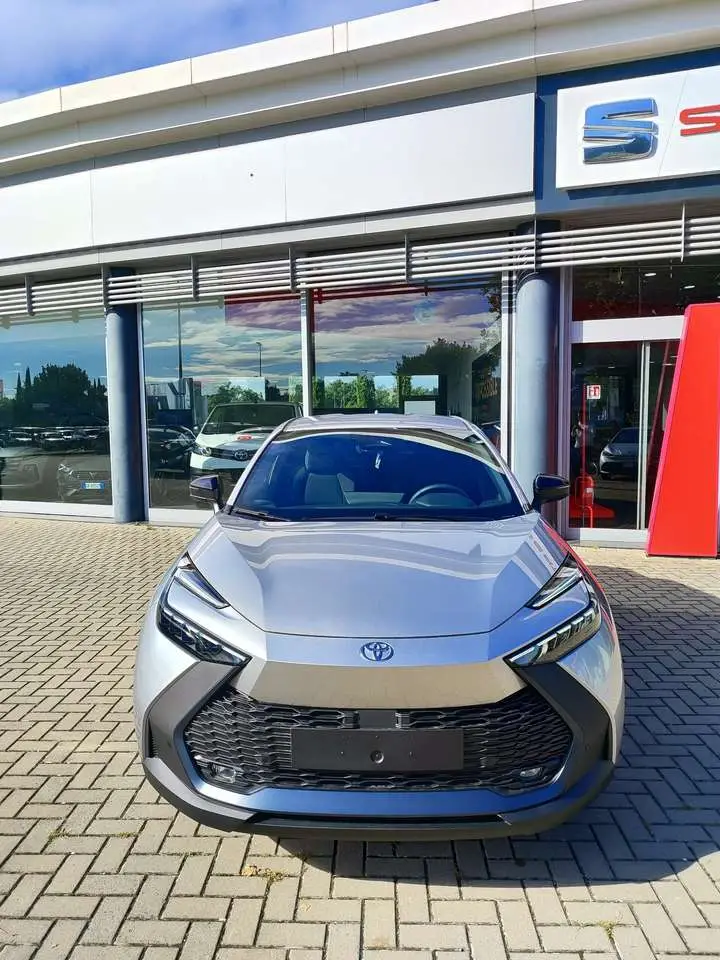 Photo 1 : Toyota C-hr 2024 Hybrid