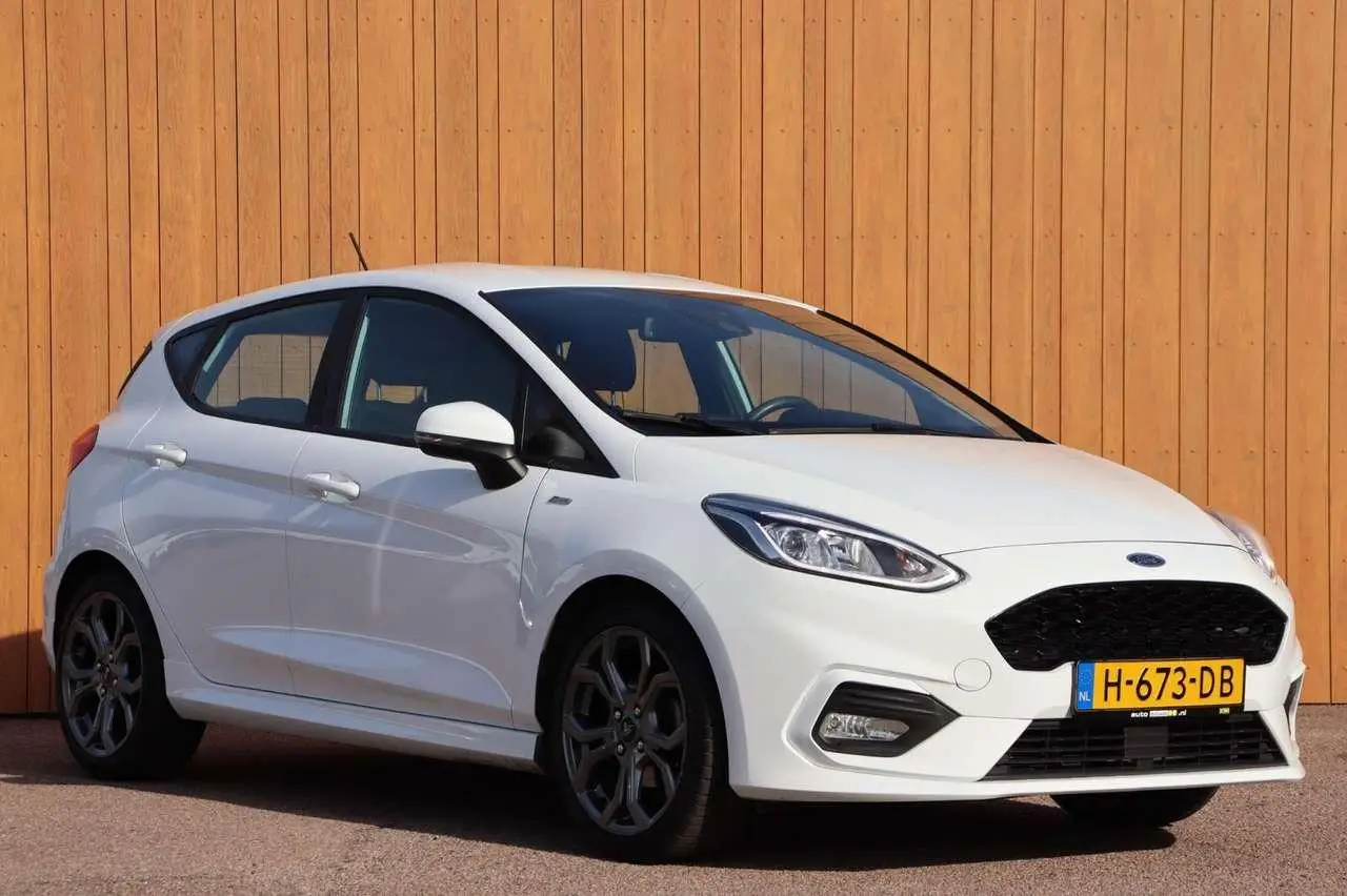 Photo 1 : Ford Fiesta 2020 Petrol