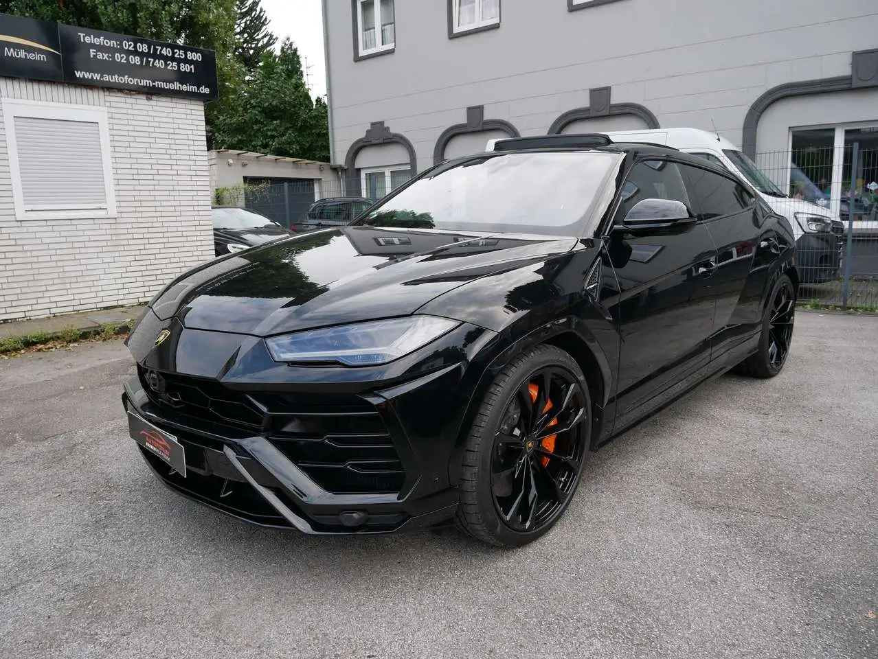 Photo 1 : Lamborghini Urus 2019 Essence