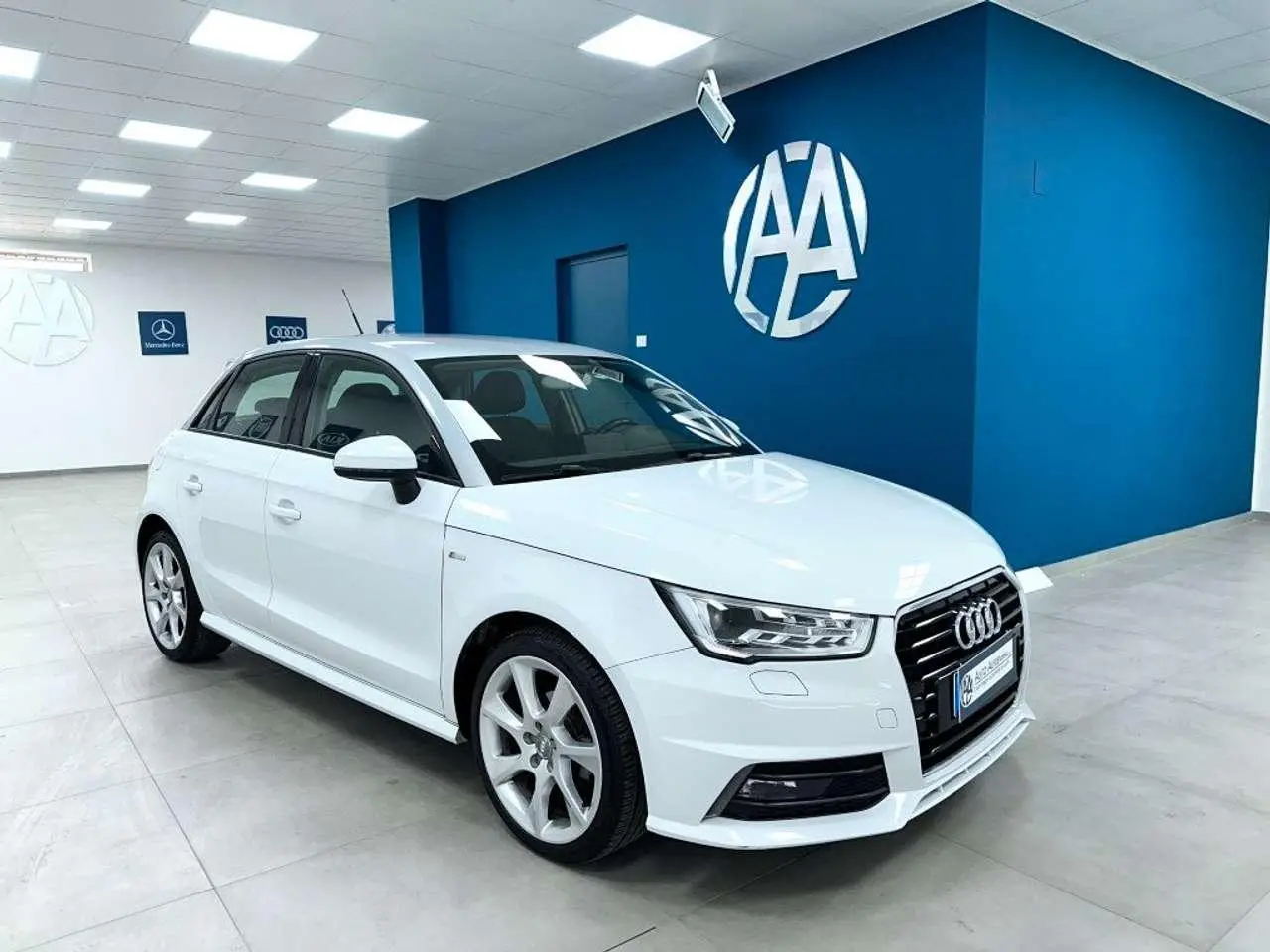 Photo 1 : Audi A1 2016 Diesel