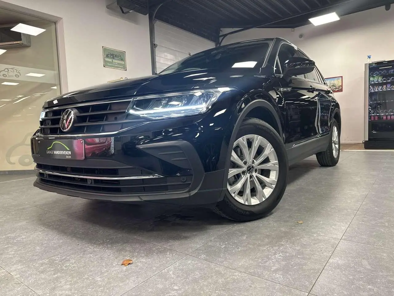 Photo 1 : Volkswagen Tiguan 2021 Petrol