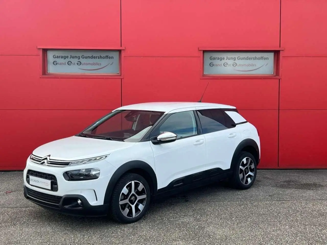 Photo 1 : Citroen C4 2019 Essence