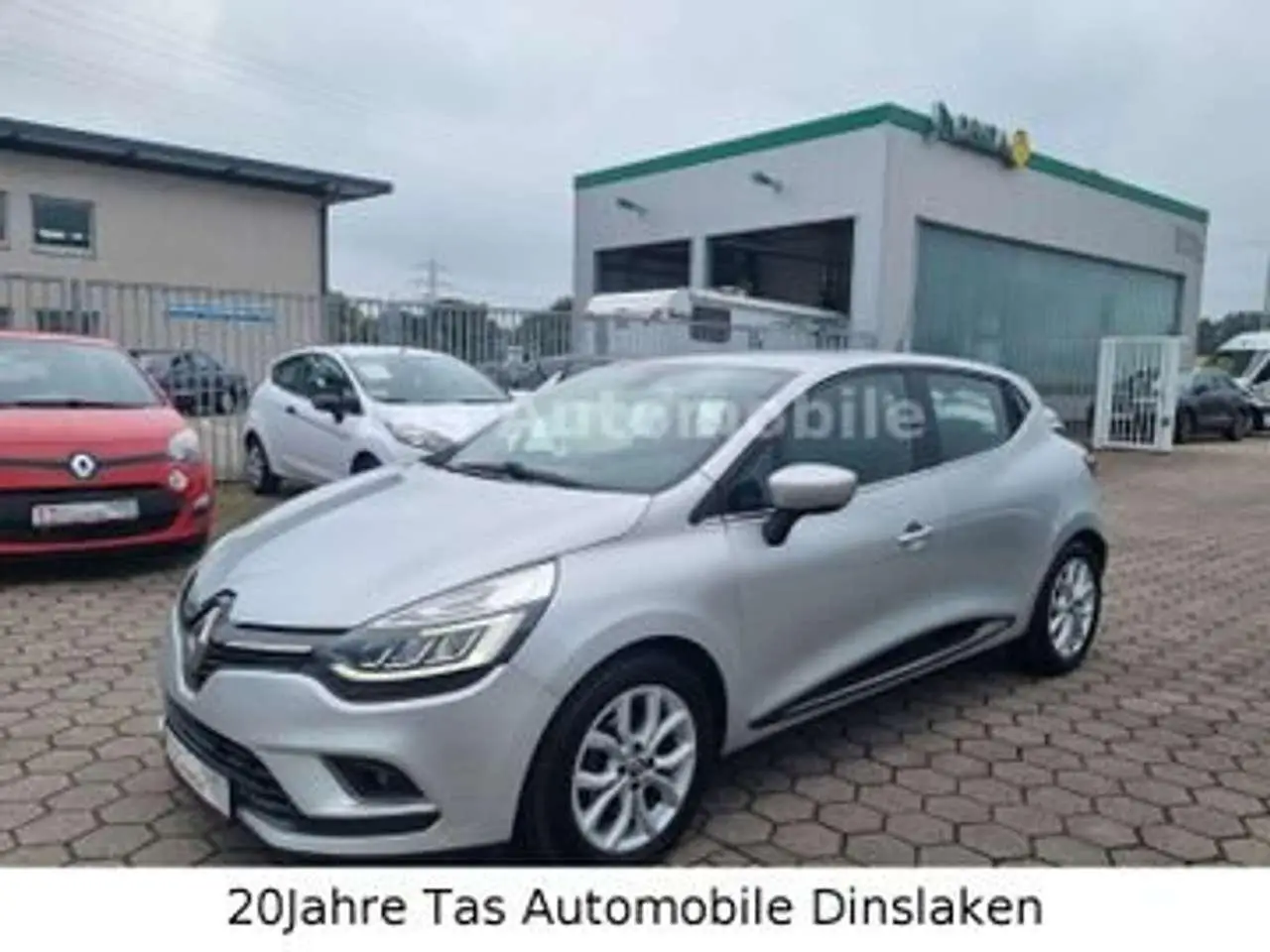 Photo 1 : Renault Clio 2016 Petrol