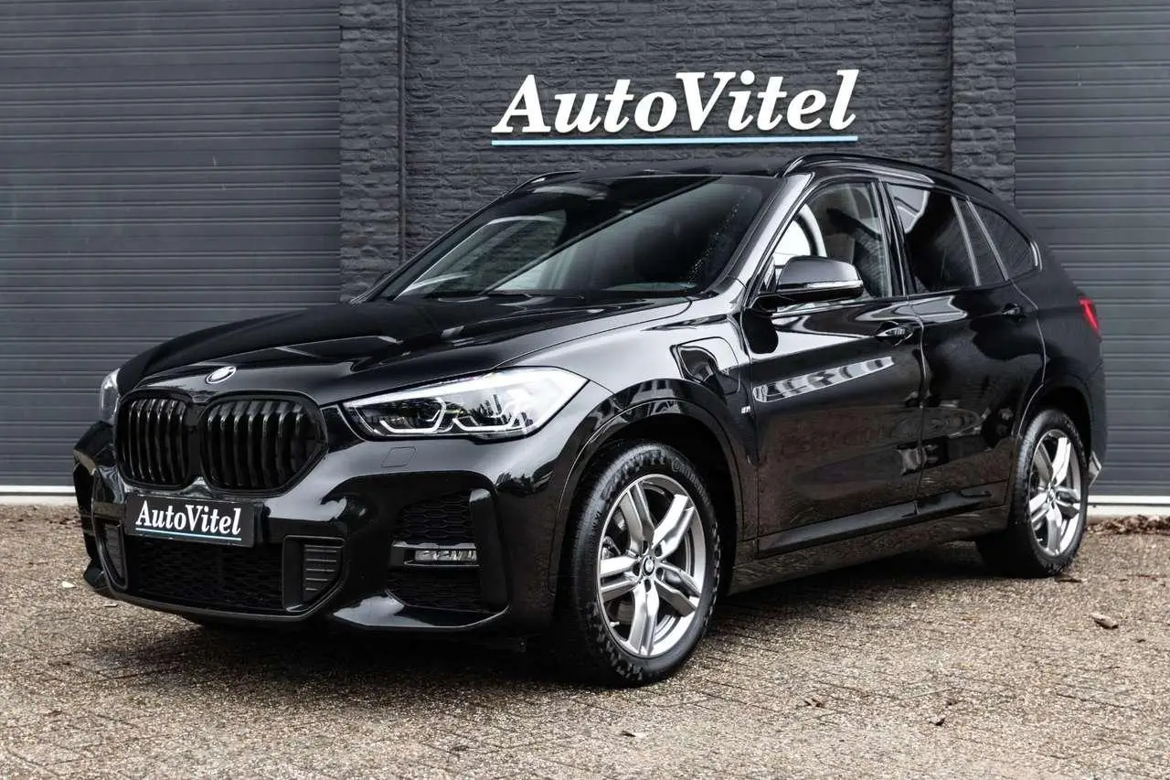 Photo 1 : Bmw X1 2021 Hybride