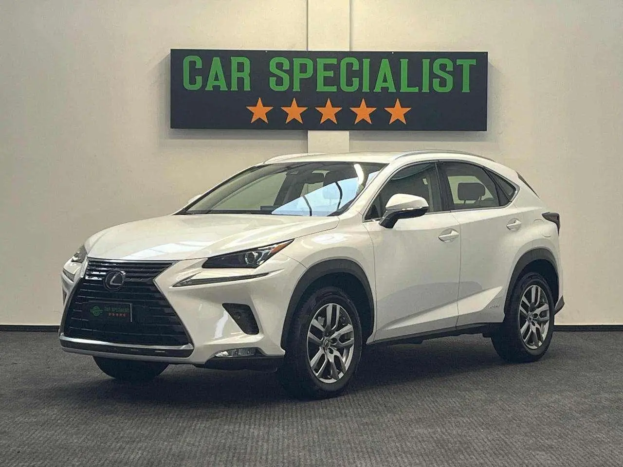 Photo 1 : Lexus Nx 2021 Hybrid