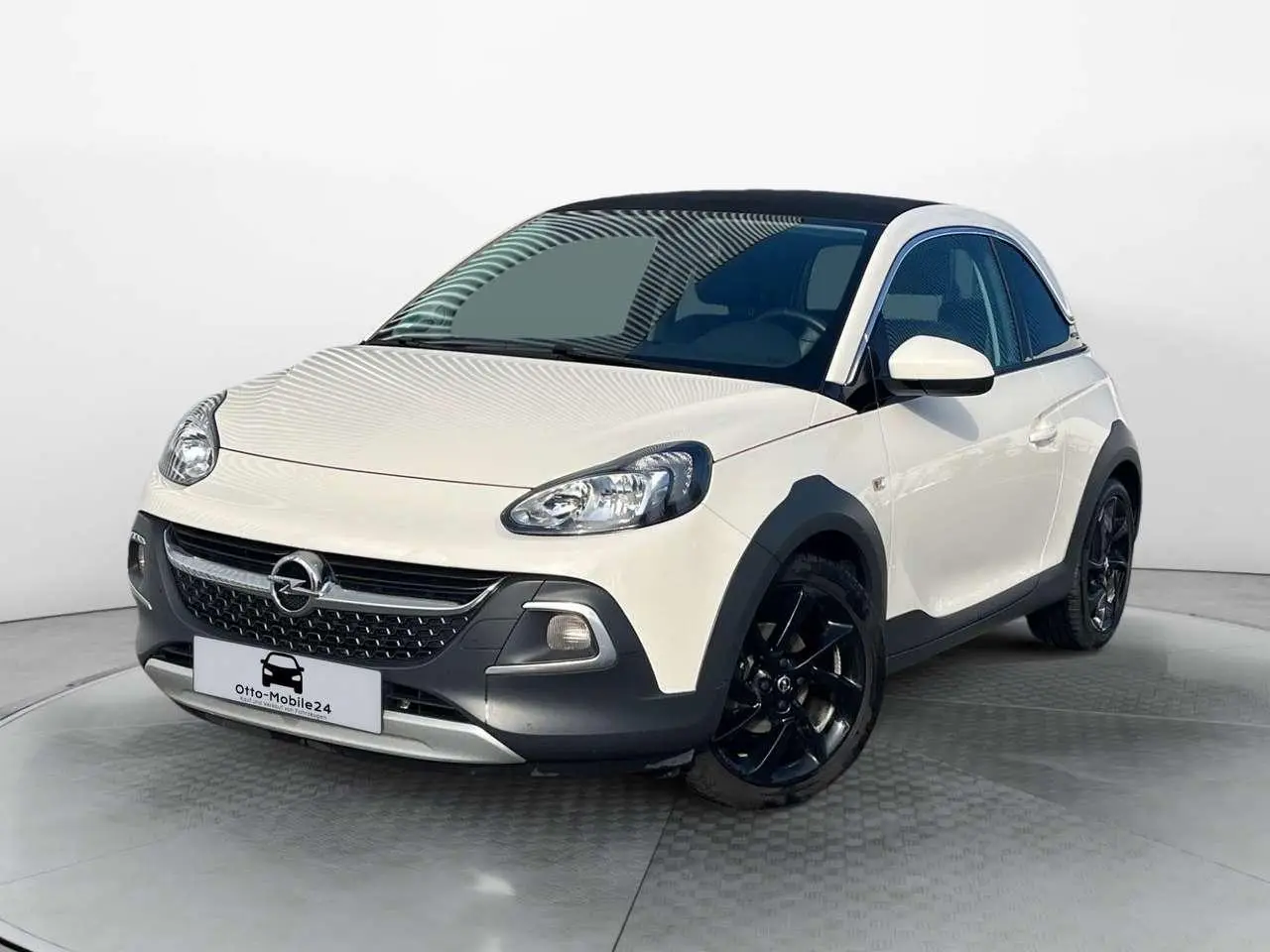 Photo 1 : Opel Adam 2017 Petrol