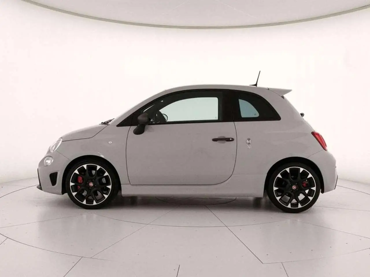 Photo 1 : Abarth 595 2020 Petrol