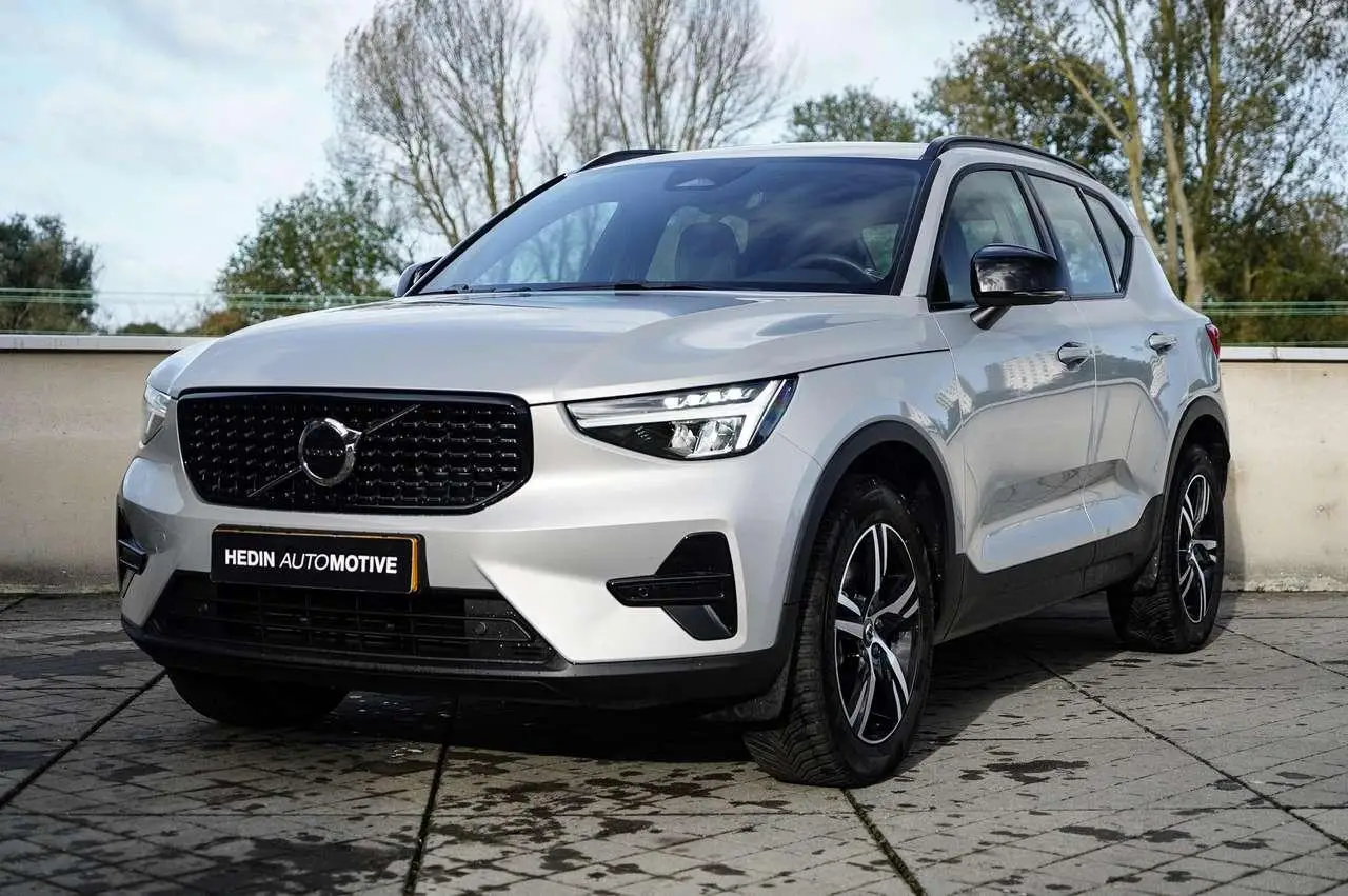 Photo 1 : Volvo Xc40 2024 Hybrid