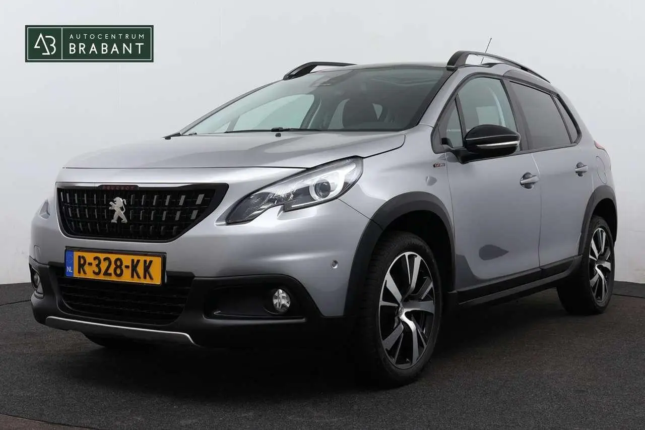 Photo 1 : Peugeot 2008 2017 Petrol