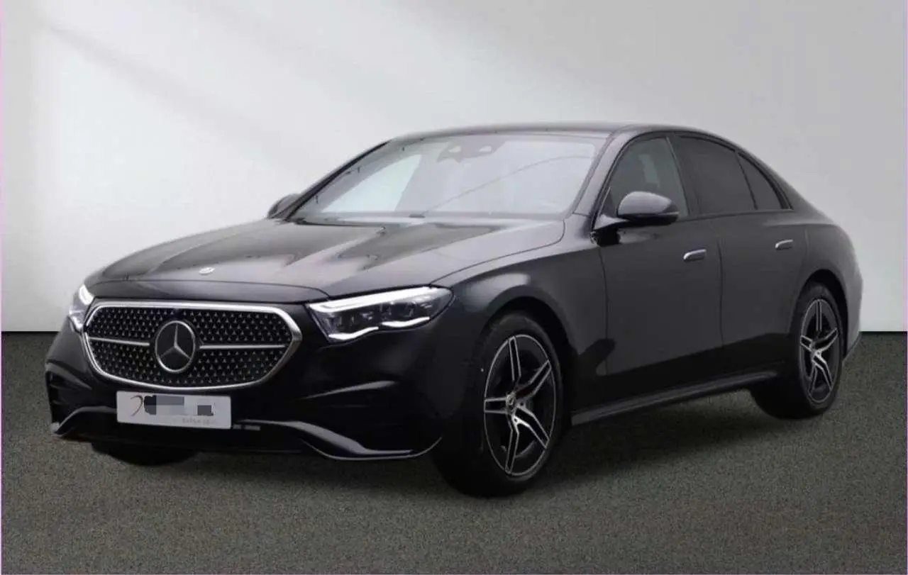 Photo 1 : Mercedes-benz Classe E 2023 Hybride