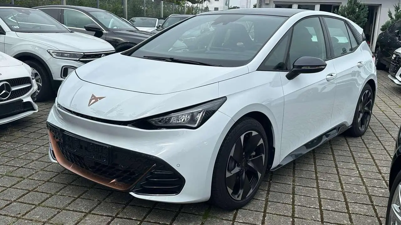 Photo 1 : Cupra Born 2022 Électrique